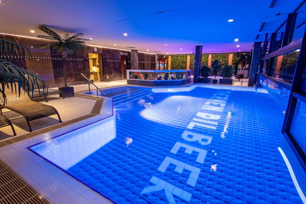 Hotel Thermen Dilbeek Luaran gambar